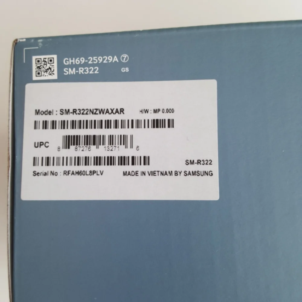 Samsung Gear VR Goggles New in Box Powered by Oculus